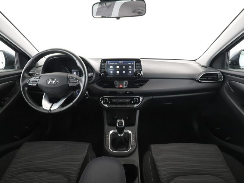 Hyundai i30 Navi klimatyzacja kamera i czujniki parkowania grzane fotele III (2017-)