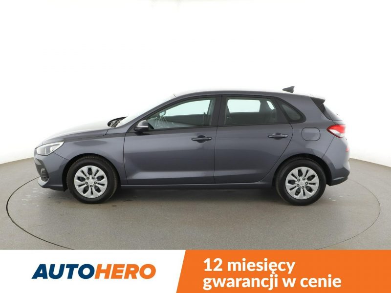 Hyundai i30 Navi klimatyzacja kamera i czujniki parkowania grzane fotele III (2017-)