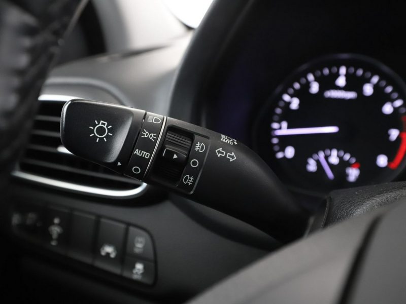 Hyundai i30 Navi klimatyzacja kamera i czujniki parkowania grzane fotele III (2017-)