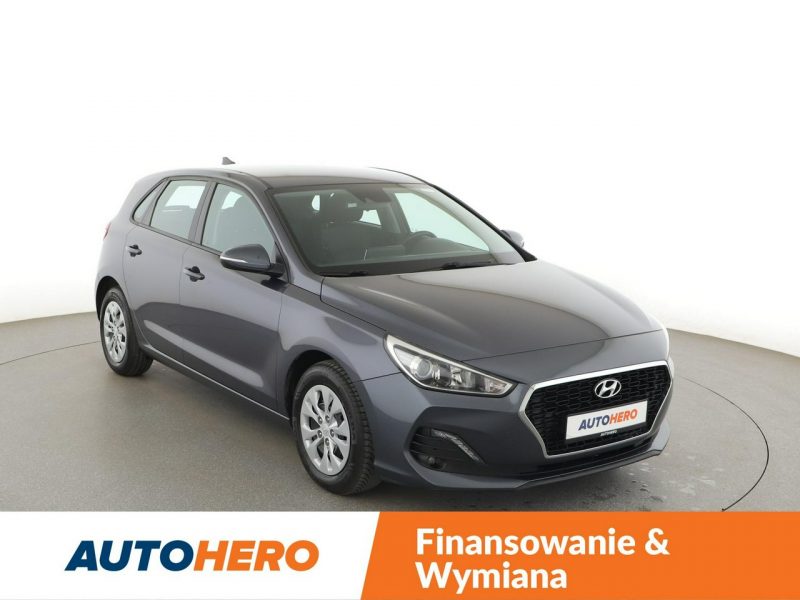 Hyundai i30 Navi klimatyzacja kamera i czujniki parkowania grzane fotele III (2017-)