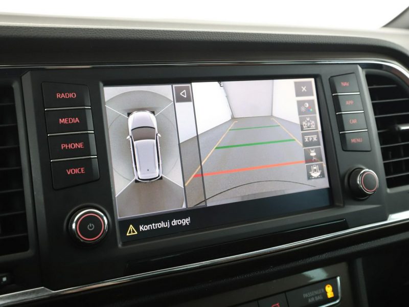 Seat Ateca Xcellence automat virtual alcantara panorama climatronic kamera navi