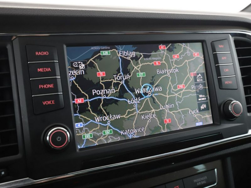 Seat Ateca Xcellence automat virtual alcantara panorama climatronic kamera navi