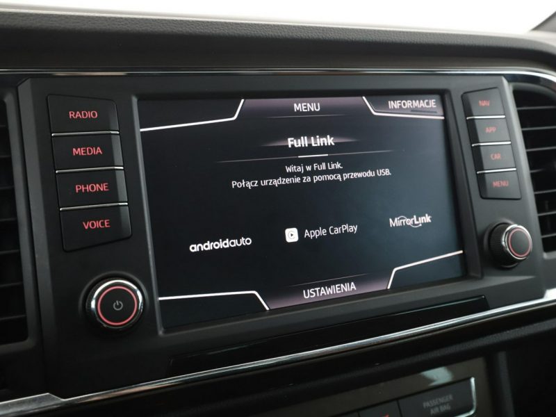 Seat Ateca Xcellence automat virtual alcantara panorama climatronic kamera navi