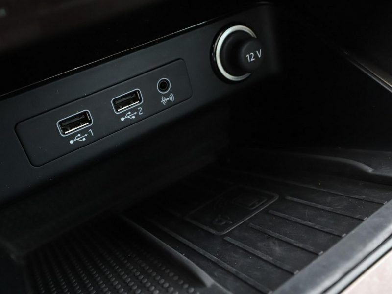 Seat Ateca Xcellence automat virtual alcantara panorama climatronic kamera navi