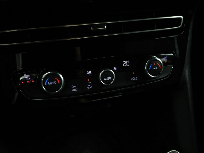 Opel Mokka 1.2T Ultimate Automat Navi Tempomat Grzane Fotele ParkAssist Kamera II (2020-)