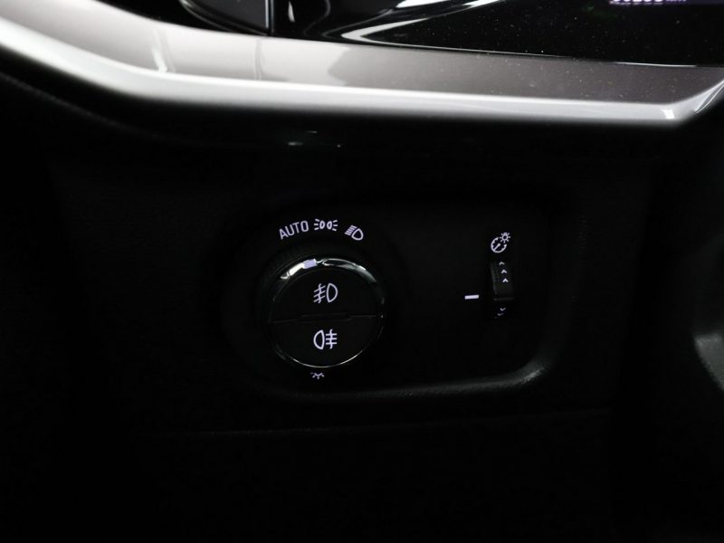 Opel Mokka 1.2T Ultimate Automat Navi Tempomat Grzane Fotele ParkAssist Kamera II (2020-)