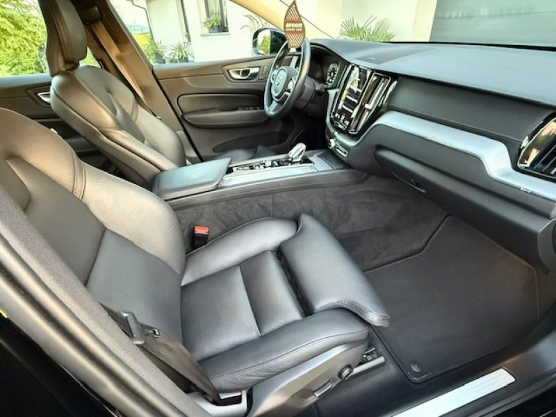 Volvo XC 60 AWD,B4 197PS, INSCRIPTION, PNEUMATYKA, KAMERA, SUPER STAN, GWARANCJA! II (2017-)