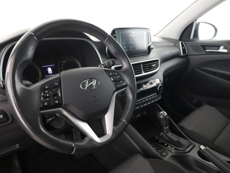 Hyundai Tucson navi klima auto kamera i czujniki parkowania grzane fotele III (2015-2020)