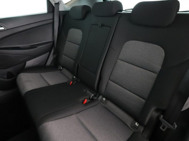 Hyundai Tucson navi klima auto kamera i czujniki parkowania grzane fotele III (2015-2020)