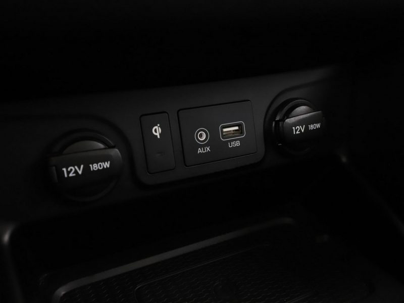 Hyundai Tucson navi klima auto kamera i czujniki parkowania grzane fotele III (2015-2020)