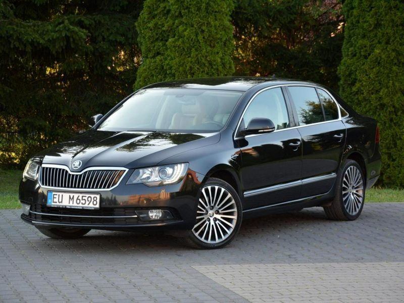 Škoda Superb Lift L&K 4x4 Skóry Bi-Xenon Ledy Duża Navi Kamera El.Fotele Webasto II (2008-2015)