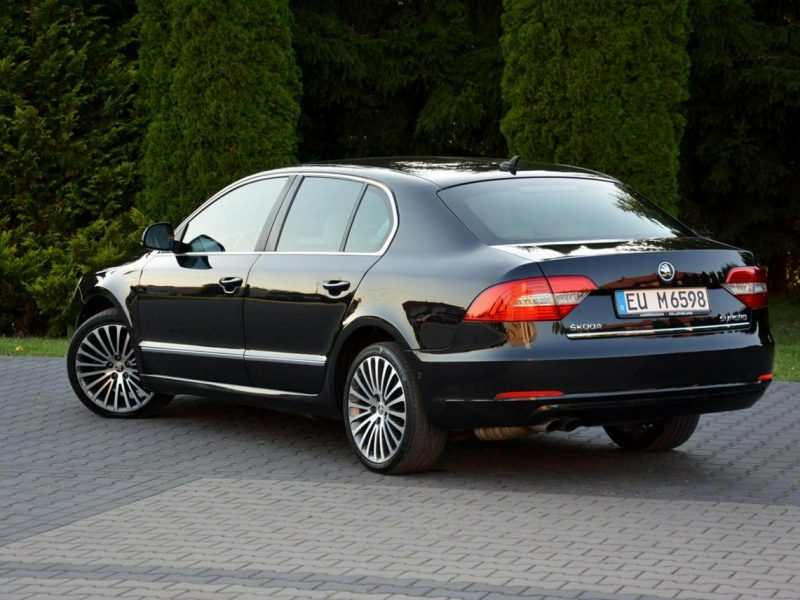 Škoda Superb Lift L&K 4x4 Skóry Bi-Xenon Ledy Duża Navi Kamera El.Fotele Webasto II (2008-2015)