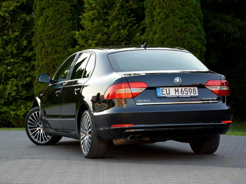Škoda Superb Lift L&K 4x4 Skóry Bi-Xenon Ledy Duża Navi Kamera El.Fotele Webasto II (2008-2015)