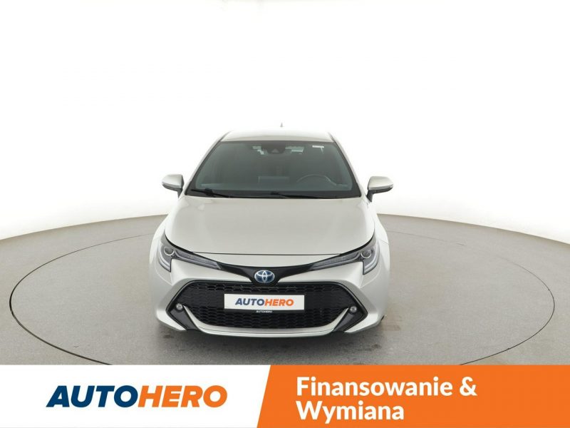 Toyota Corolla Design navi kamera LED ACC grzane fotele E21 (2019-)