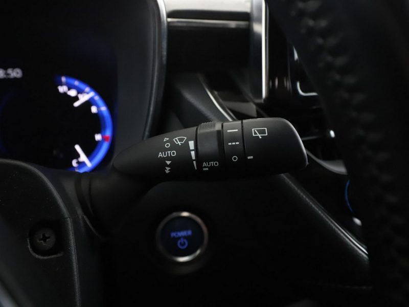 Toyota Corolla Design navi kamera LED ACC grzane fotele E21 (2019-)