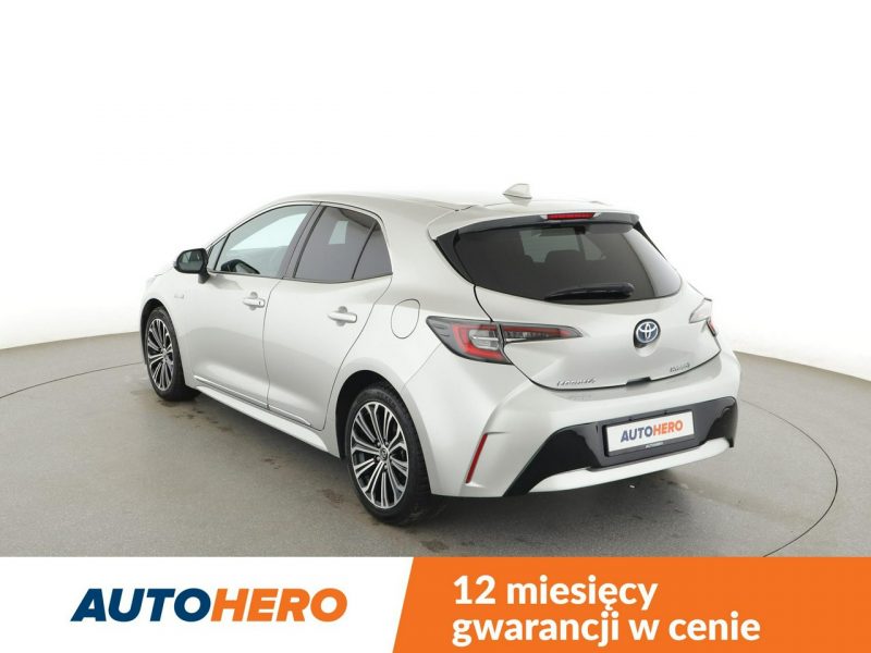 Toyota Corolla Design navi kamera LED ACC grzane fotele E21 (2019-)
