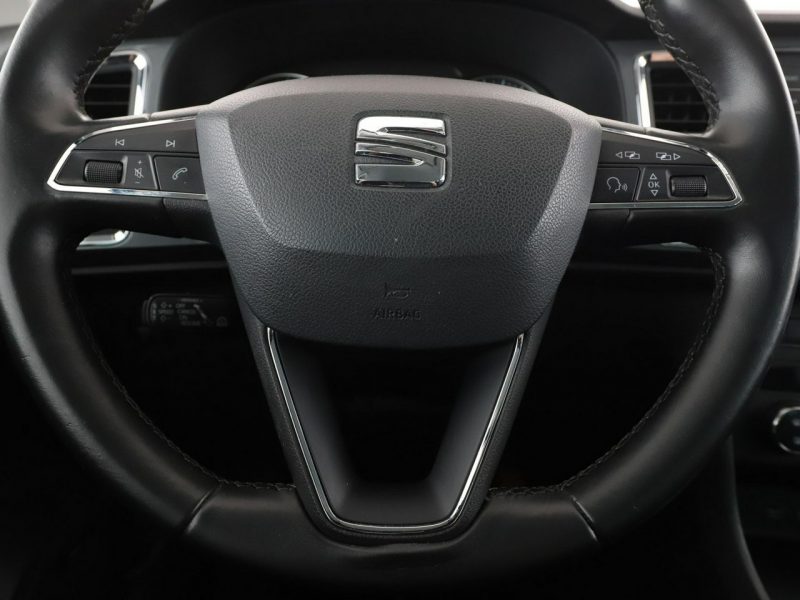 Seat Ateca navi klima auto kamera i czujniki parkowania