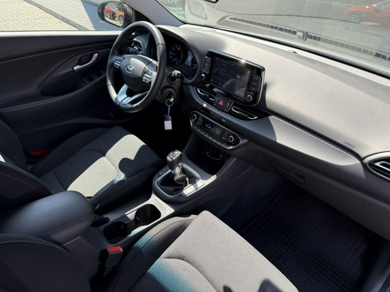 Hyundai i30 1.5 T-GDI 160KM 6MT Smart+ LED Android Auto Kamera III (2017-)