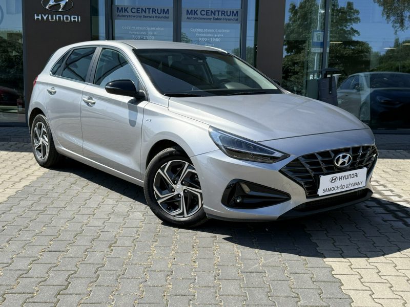 Hyundai i30 1.5 T-GDI 160KM 6MT Smart+ LED Android Auto Kamera III (2017-)
