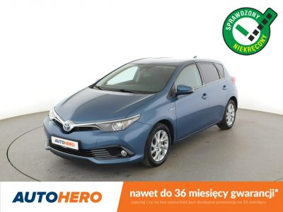 Toyota Auris Edition-S niski przebieg grzane fotele kamera tempomat Bluetooth II (2012-)