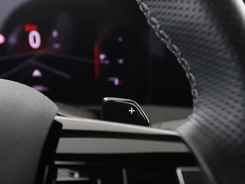 Opel Astra FV23% full LED navi virtual cocpit klima auto kamery grzane fotele L (2021-)