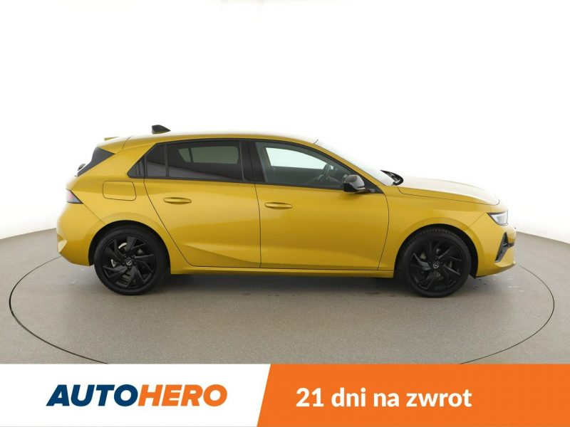 Opel Astra FV23% full LED navi virtual cocpit klima auto kamery grzane fotele L (2021-)