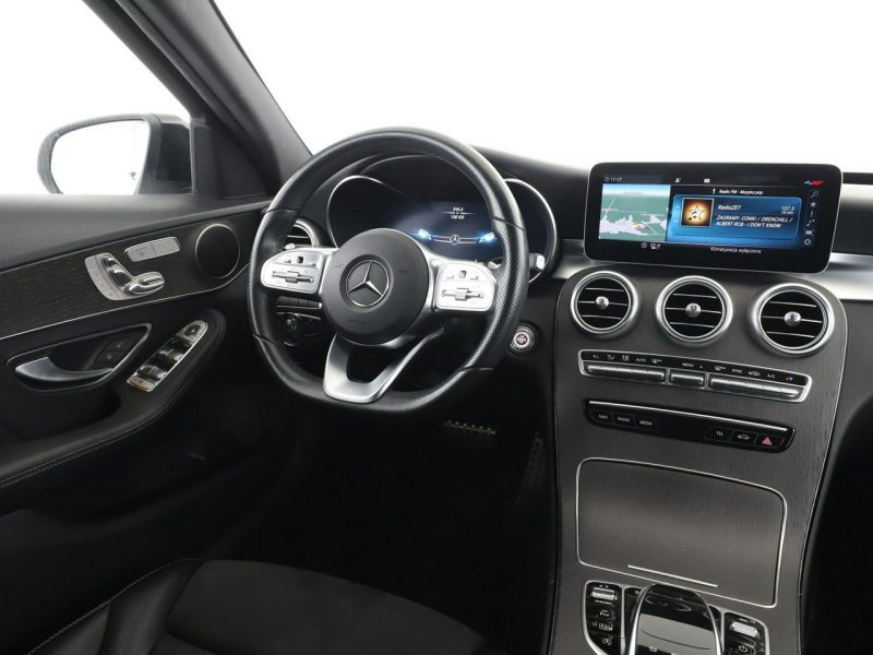 Mercedes C 300 4x4 automat multibeam LED skóra/alcantara virtual cocpit navi kamery W205 (2014-2021)