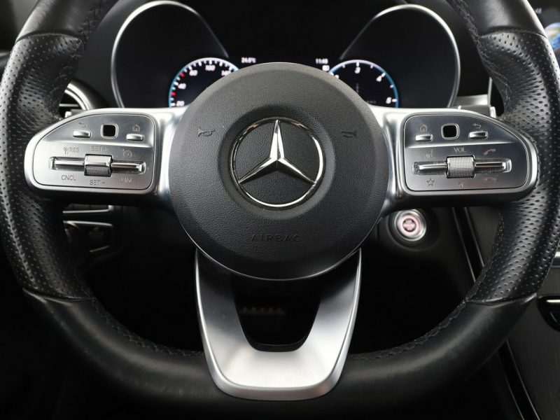Mercedes C 300 4x4 automat multibeam LED skóra/alcantara virtual cocpit navi kamery W205 (2014-2021)