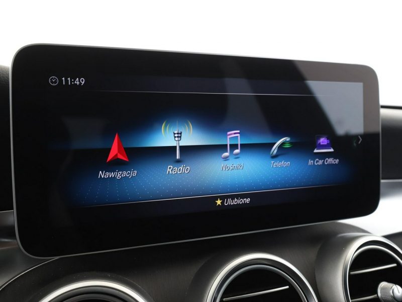 Mercedes C 300 4x4 automat multibeam LED skóra/alcantara virtual cocpit navi kamery W205 (2014-2021)