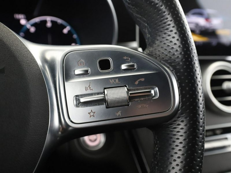 Mercedes C 300 4x4 automat multibeam LED skóra/alcantara virtual cocpit navi kamery W205 (2014-2021)