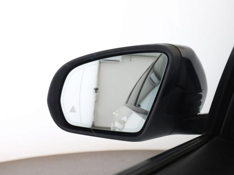Mercedes C 300 4x4 automat multibeam LED skóra/alcantara virtual cocpit navi kamery W205 (2014-2021)