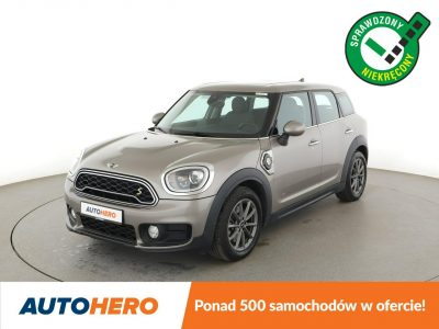 Mini Countryman PHEV 4x4 full LED navi półskóra panorama kamera i czujniki parkowania