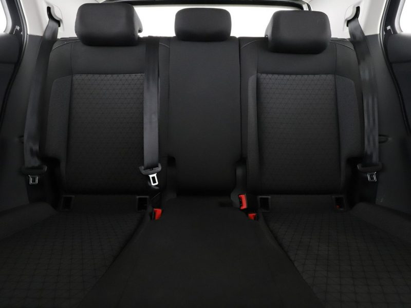 Volkswagen T-Cross klima auto grzane fotele kamera i czujniki parkowania