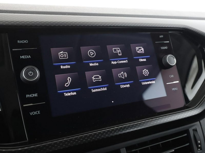 Volkswagen T-Cross klima auto grzane fotele kamera i czujniki parkowania