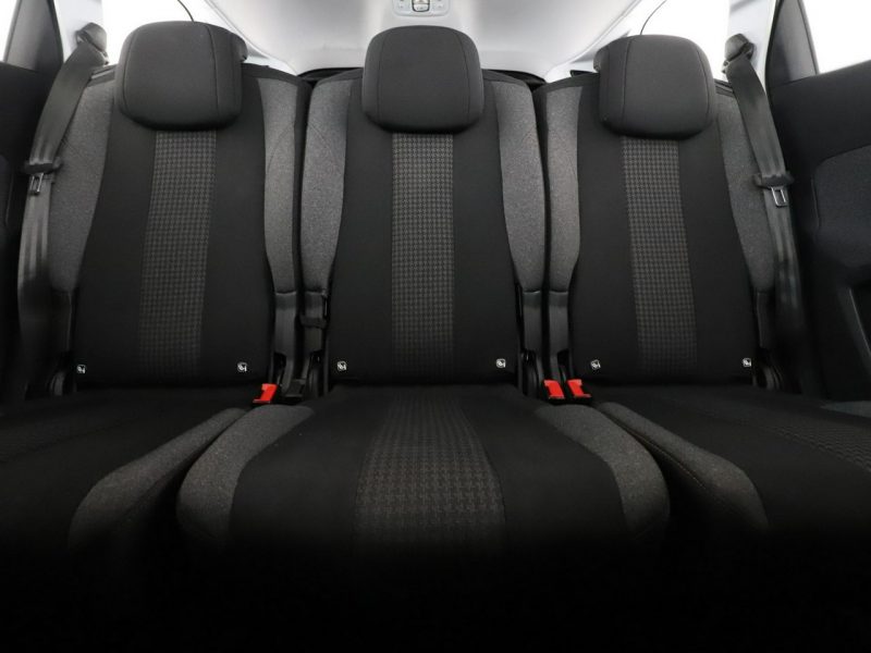 Peugeot 5008 automat virtual cocpit navi klima auto czujniki parkowania II (2017-)