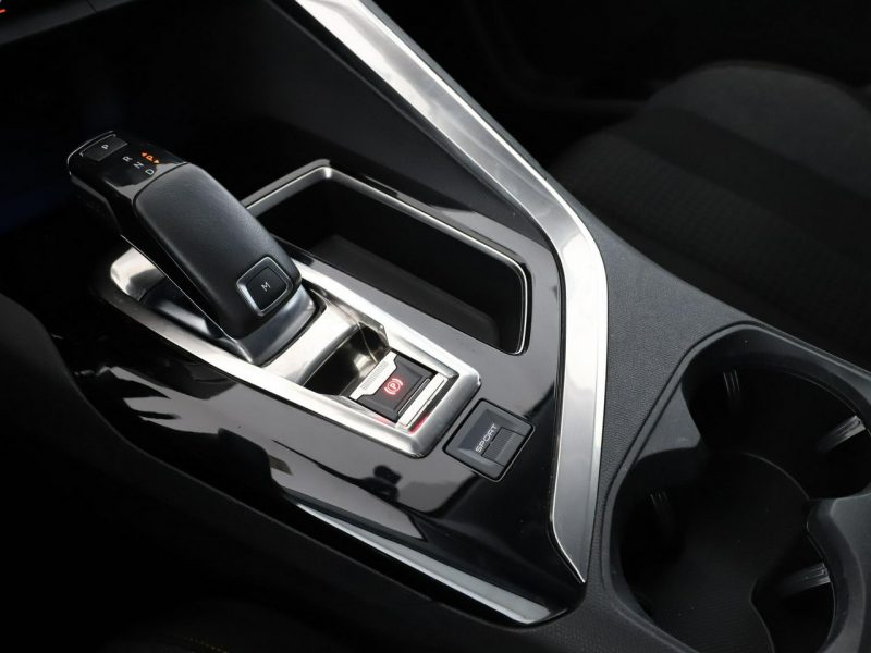 Peugeot 5008 automat virtual cocpit navi klima auto czujniki parkowania II (2017-)