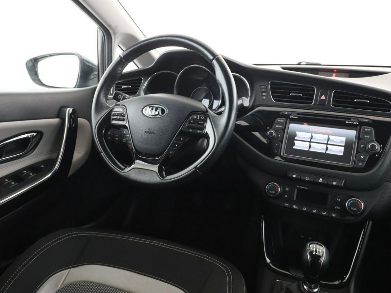 Kia Cee'd Dream-Team grzane fotele navi kamera tempomat klima-auto II (2012-)