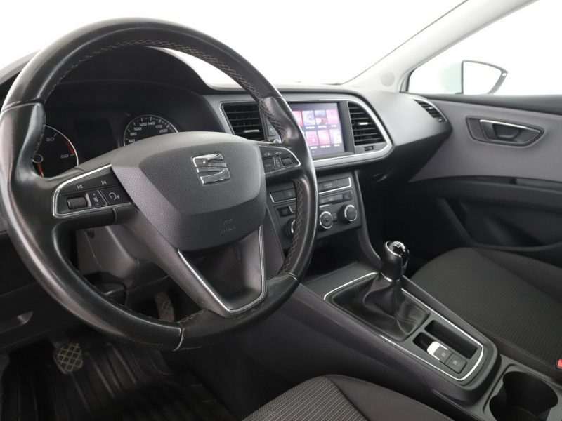 Seat Leon full LED klima auto navi kamera i czujniki parkowania IV (2020 - )