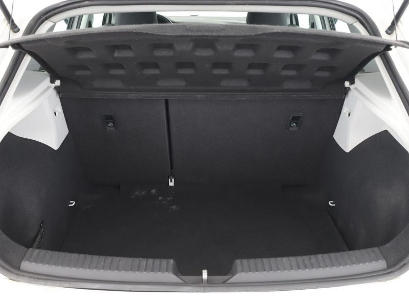 Seat Leon full LED klima auto navi kamera i czujniki parkowania IV (2020 - )