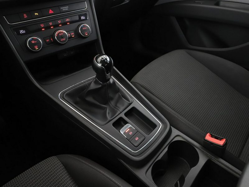 Seat Leon full LED klima auto navi kamera i czujniki parkowania IV (2020 - )