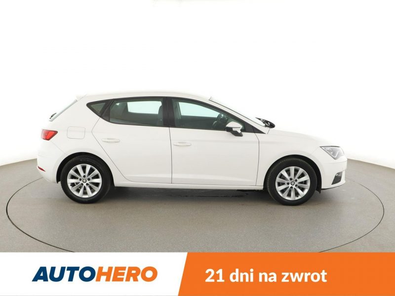 Seat Leon full LED klima auto navi kamera i czujniki parkowania IV (2020 - )