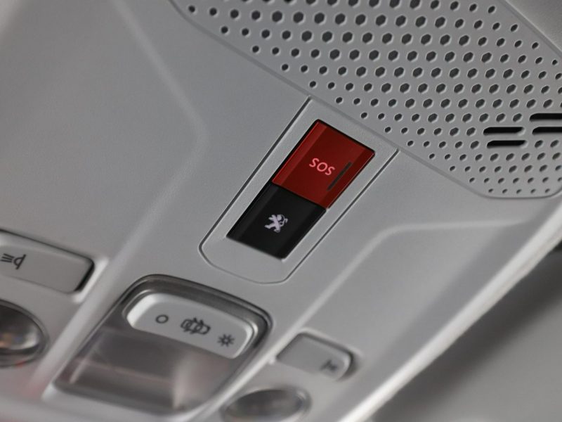Peugeot 208 Automat full LED navi klima czujniki parkowania II (2019 -)