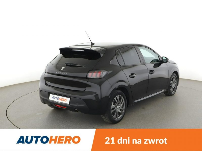 Peugeot 208 Automat full LED navi klima czujniki parkowania II (2019 -)