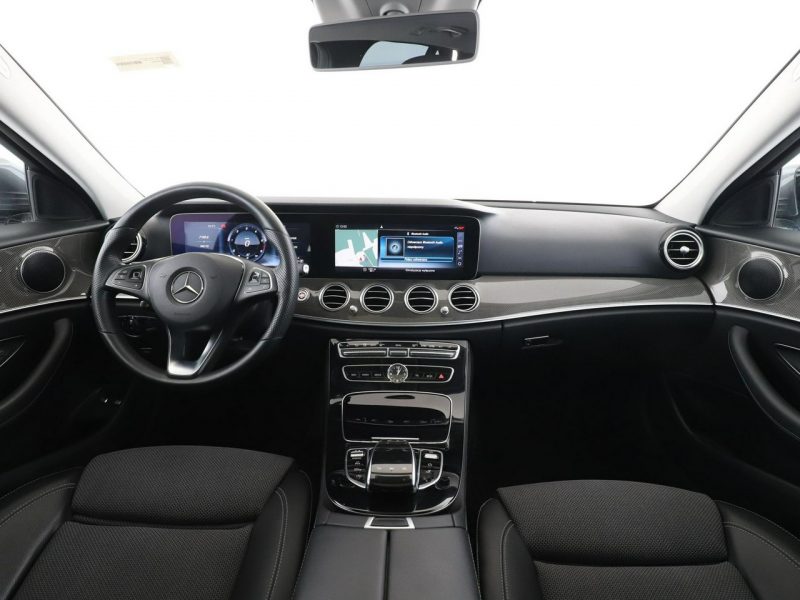 Mercedes E 220 Avantgarde Automat Tempomat Navi Virtual Grzane El.Fotele Multibeam W213 (2016-)