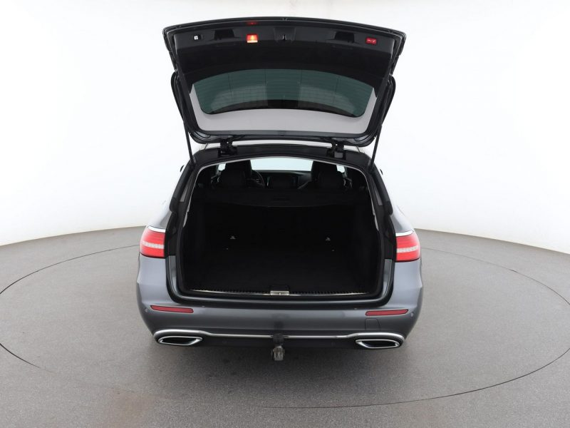 Mercedes E 220 Avantgarde Automat Tempomat Navi Virtual Grzane El.Fotele Multibeam W213 (2016-)