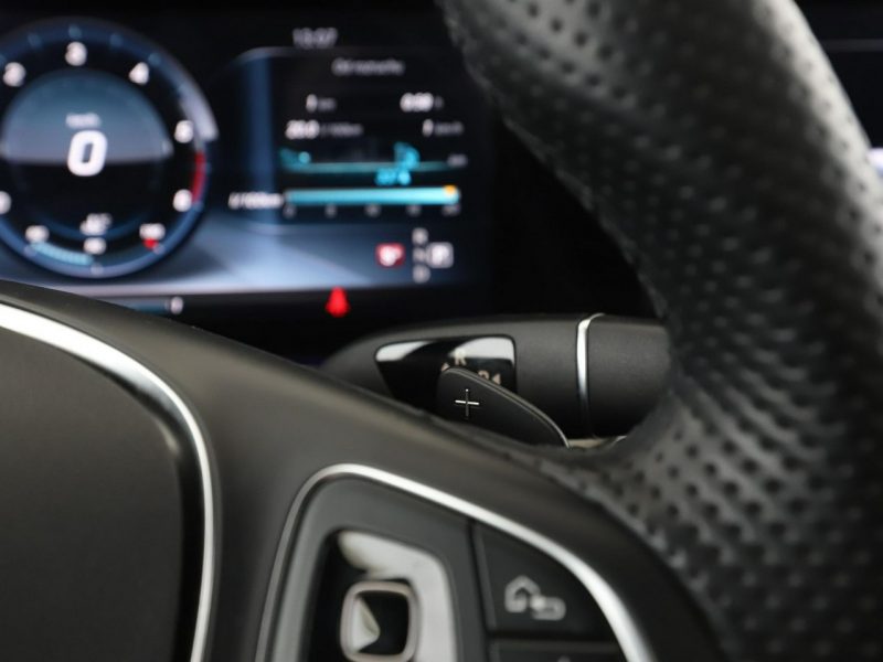 Mercedes E 220 Avantgarde Automat Tempomat Navi Virtual Grzane El.Fotele Multibeam W213 (2016-)