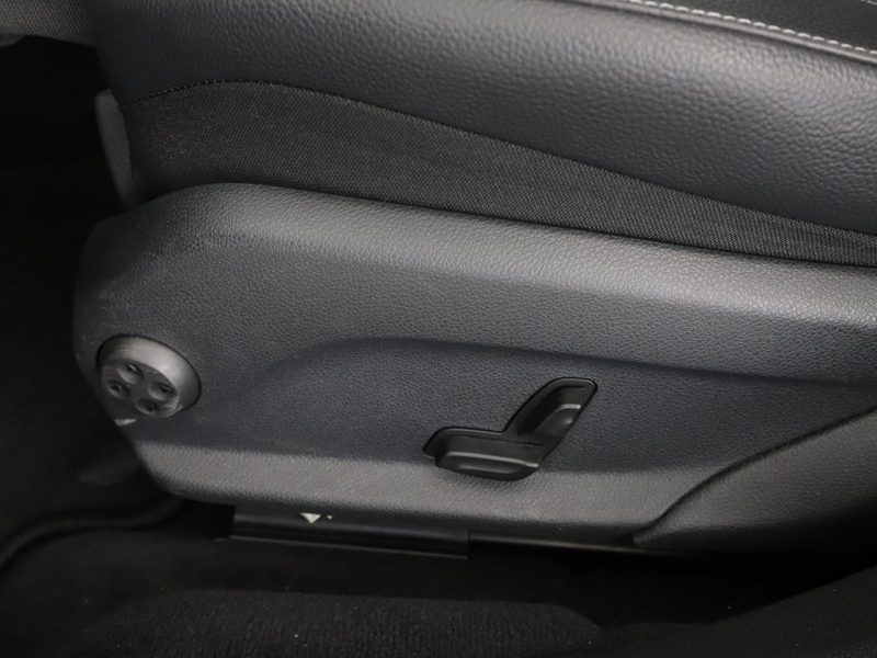 Mercedes E 220 Avantgarde Automat Tempomat Navi Virtual Grzane El.Fotele Multibeam W213 (2016-)