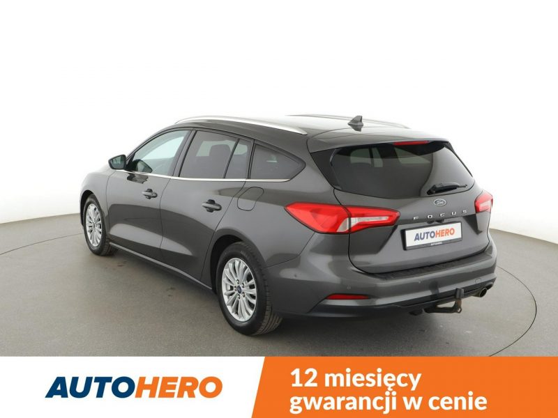Ford Focus automat klima auto navi grzane fotele i kierownica kamera i czujniki p Mk4 (2018-)