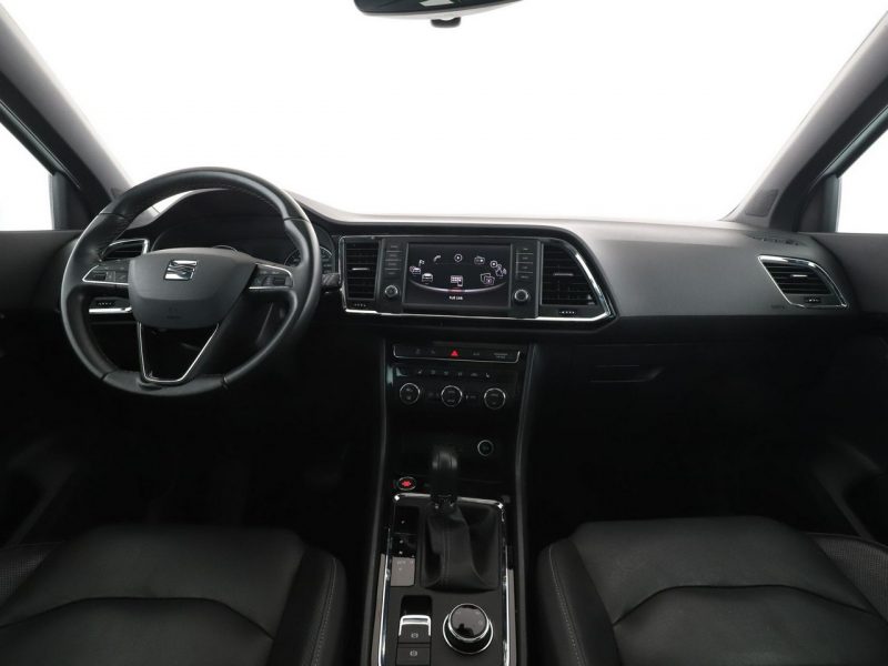 Seat Ateca Xcellence automat 150KM skóra panorama navi grzane fotele climatronic