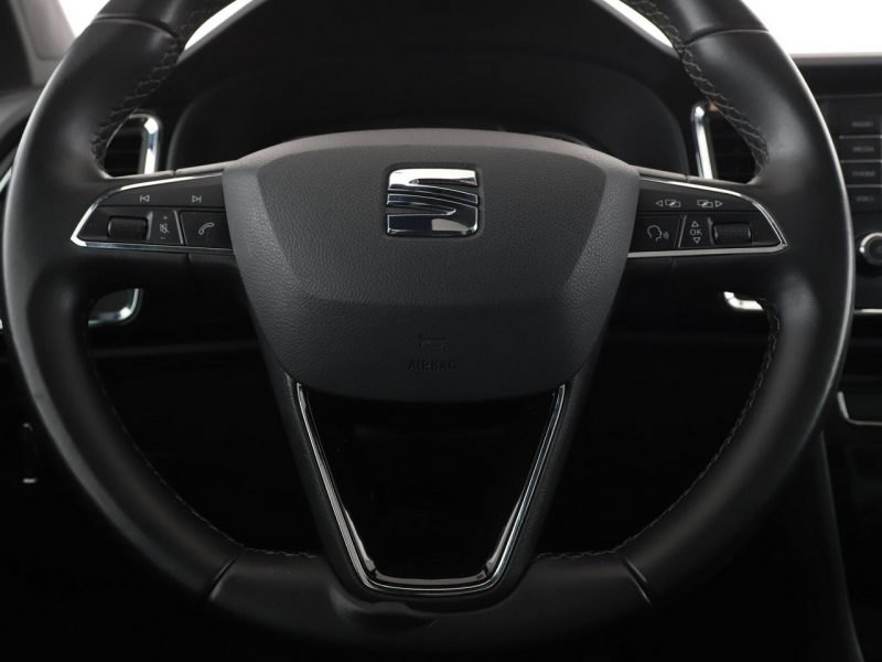 Seat Ateca Xcellence automat 150KM skóra panorama navi grzane fotele climatronic